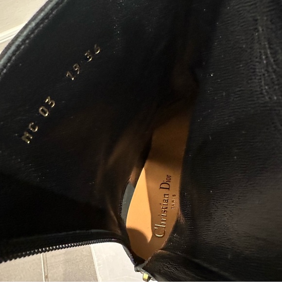 NEW Authentic Dior suede ankle boots with platform EUR 36/US 6 - Picture 5 of 8